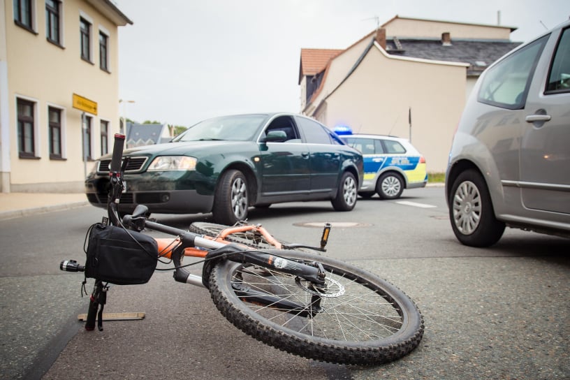 Ein Unfall mit einem Fahrrad. 
